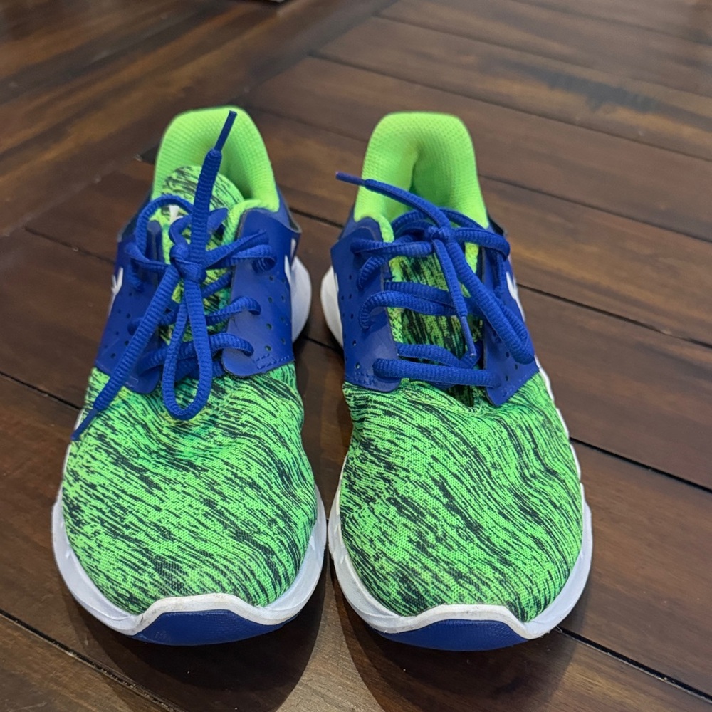 Under Armour Kids Neon Green and Blue Sneakers